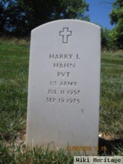 Harry L Hahn, Ii