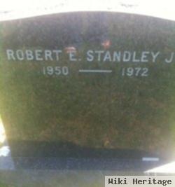 Robert E Standley, Jr