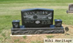 Earl "gene" Van Horn