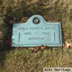 Vera Catherine Peiffer Davis