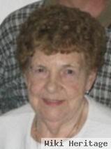 Betty Jo Davis Canen