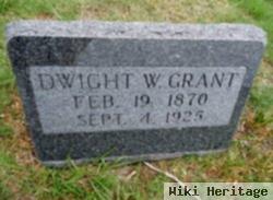 Dwight W Grant