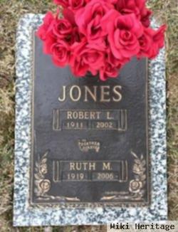 Robert Lee Jones