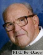 Kenneth M. "kenny" Klund