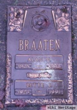 Bette J Braaten