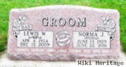 Norma June Andrew Groom