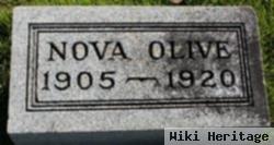 Nova Olive Strauss