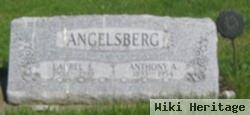 Laurel E. Linsley Angelsberg