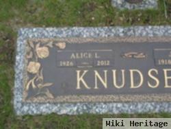 Alice L Knudsen