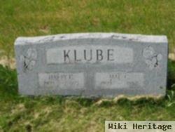 Mae C. Klube