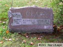 Richard S Clapp