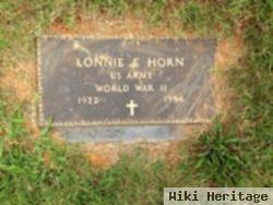 Lonnie E Horn
