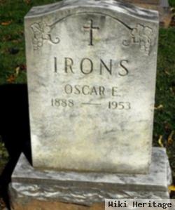 Oscar E Irons