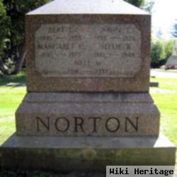 Nellie M "nell" Norton