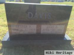 Lester R Davis