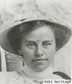 Eva Kunz Dustin