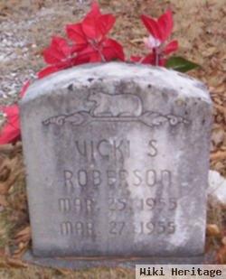 Vicki S Roberson