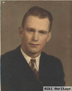 Kenneth Everett Graham