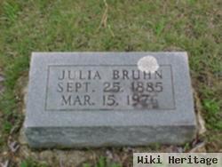 Julia Bruhn