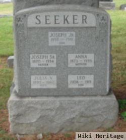 Leo Seeker