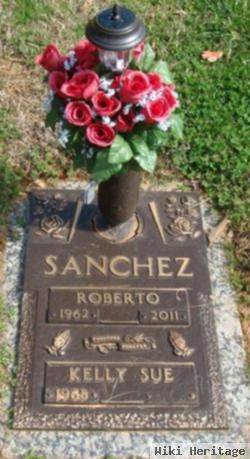 Roberto "bob" Sanchez