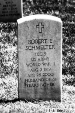 Robert E. Schmelter