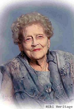 Etta Elizabeth Hahn