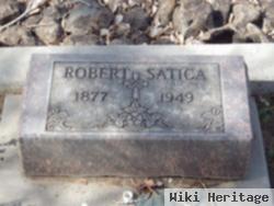 Robert Satica