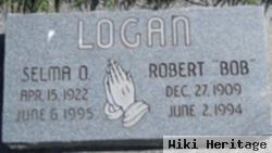 Robert "bob" Logan