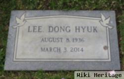 Dong Hyuk Lee