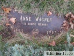 Anne Wagner