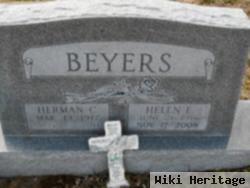 Helen E Cummings Beyers