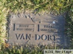 Earl Vandort