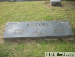 Annie L Kilgore