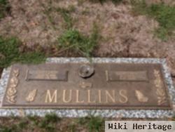 Clifford Mullins