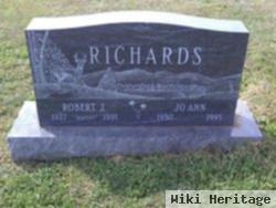 Robert J "whitey" Richards