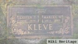 Lester T Kleve