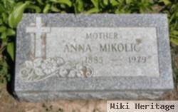 Anna Hribar Mikolic