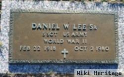 Daniel W Lee, Sr