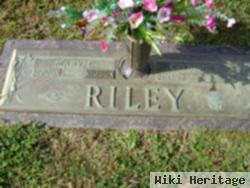 Gilbert Benton Riley