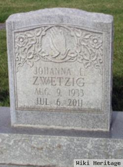 Johanna E Zwetzig