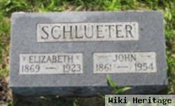 Elizabeth Brecht Schlueter