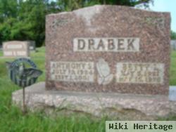 Betty L Drabek