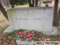 Dorice F Turner