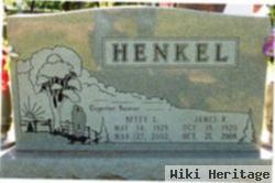 Betty Lou Warner Henkel