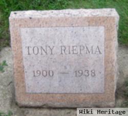 Tony Riepma