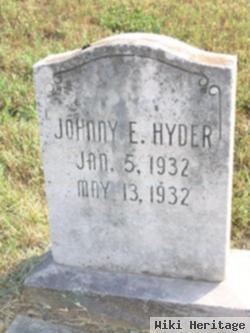 Johnny E Hyder
