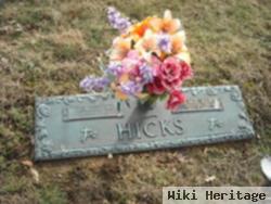 Oswell M Hicks