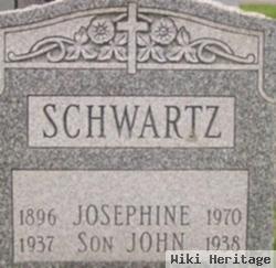 Josephine Schwartz