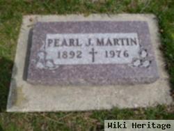 Pearl J Martin